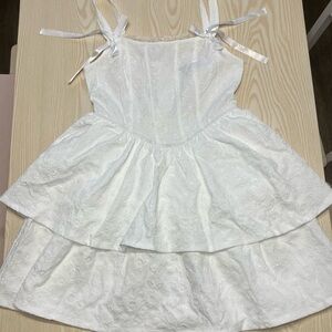 Trixxi Elegant White Dress with Textured Fabric NEW